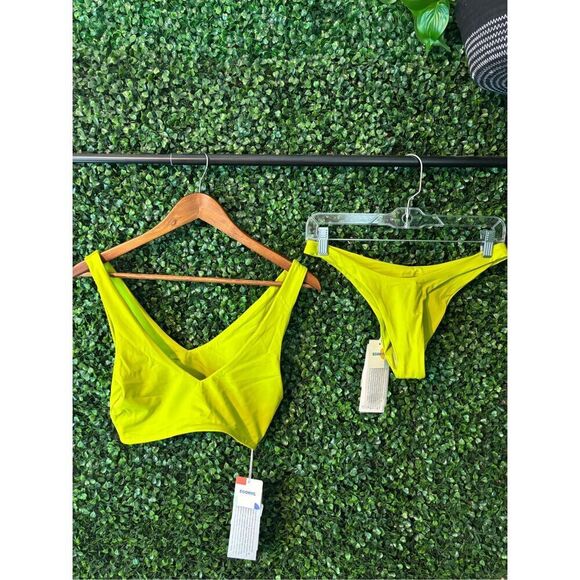 Dos Gardenias Carbon38 Falcon Bikini Set Sz 3 NWT MEDIUM - Picture 3 of 8